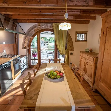 Giacomazzi House Bri Apartment *